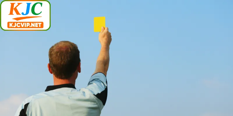 Kèo thẻ phạt cả trận và câu hỏi về trọng tài